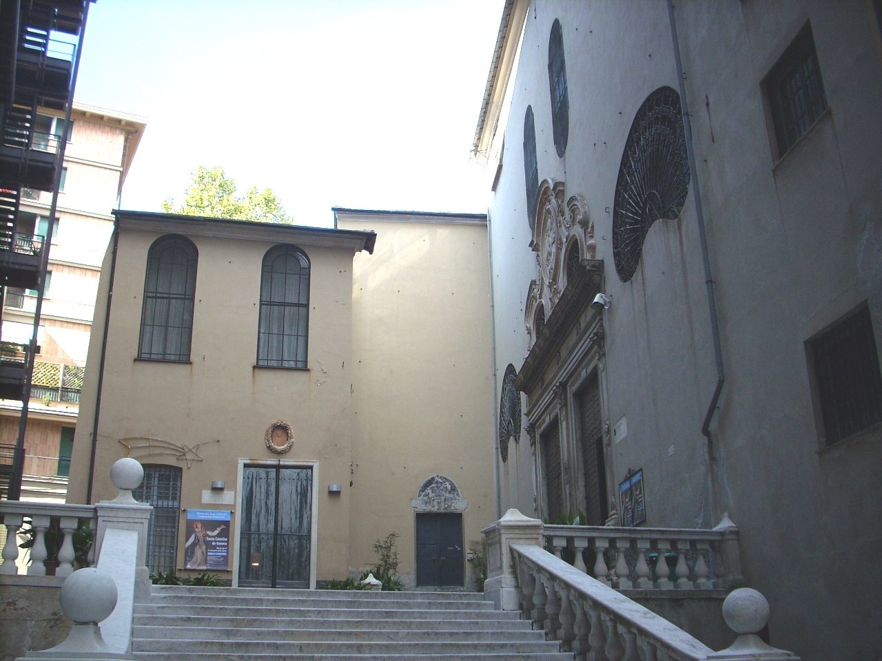 Caterina%20Fieschi%20Adorno%20s%20tomb%2C%20Genoa%20-%2001.JPG